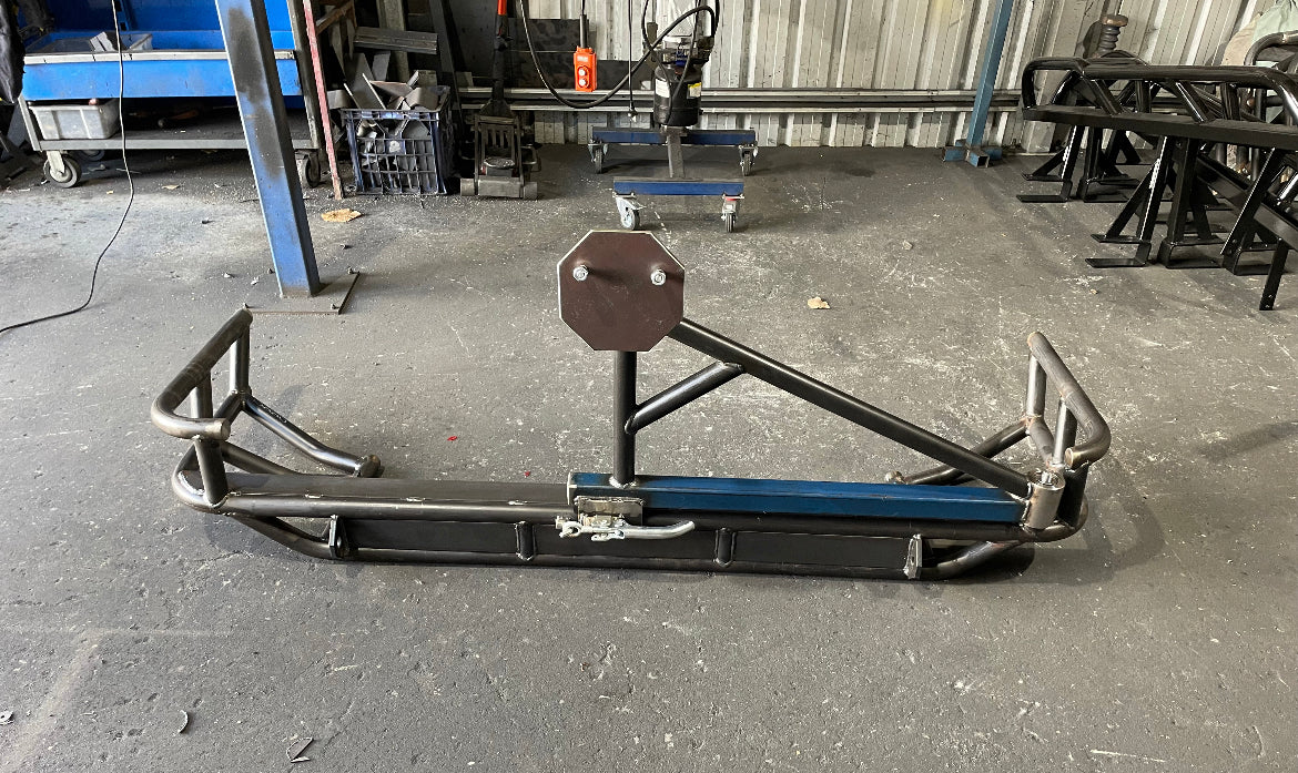 GU Patrol quarter chop rear tube bar